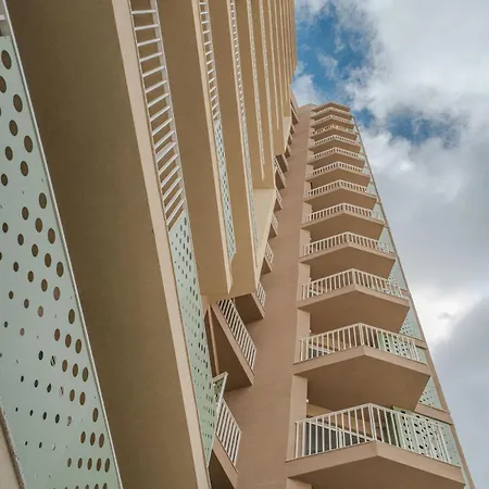 Stylish Designer Oasis In The Heart Of St Julians Apartment *