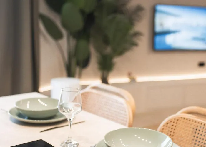 Stylish Designer Oasis In The Heart Of St Julians アパート Saint Julian's