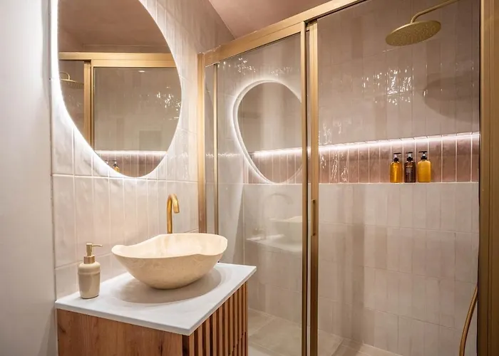 Stylish Designer Oasis In The Heart Of St Julians アパート *