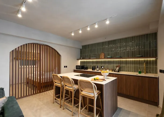 Stylish Designer Oasis In The Heart Of St Julians アパート Saint Julian's